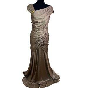 Tadashi Shoji Metallic Ruched Evening Gown Jeweled Brooch Bronze Size M